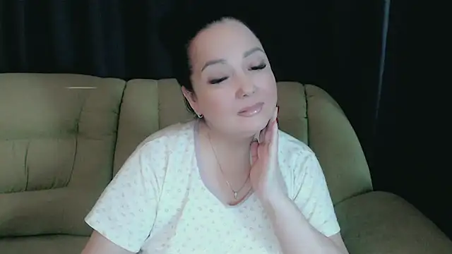 Snapshot of infinity_loveliness chatting on 02.08.26 infinity loveliness online show from 02.08.26