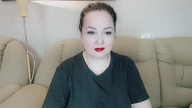 Snapshot of infinity_loveliness chatting on 02.15.26 infinity loveliness online show from 02.15.26