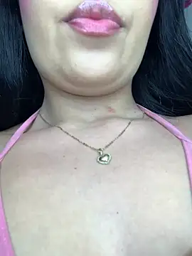 DulcePiink online show from 04.10.26