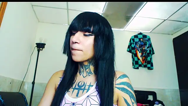 Snapshot of jazmin_wolf chatting on 02.10.26 jazmin wolf online show from 02.10.26