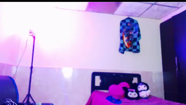 Snapshot of jazmin_wolf chatting on 02.19.26 jazmin wolf online show from 02.19.26