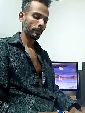 Snapshot of moreno_alpha_br chatting on 04.05.26 moreno alpha br online show from 04.05.26