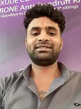 Snapshot of preist_2025 chatting on 07.18.26 preist 2025 online show from 07.18.26