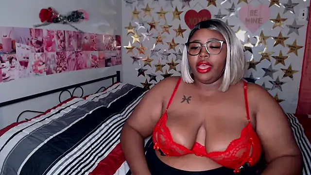 Chocolatebunnyxx96 online show from 01.08.26