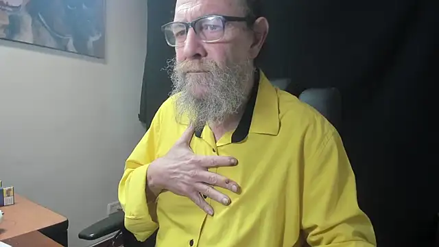 Uncle Hottie online show from 02.05.26