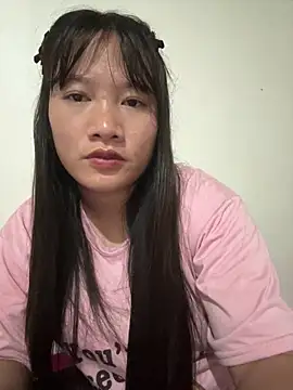 Snapshot of Suni-ii chatting on 05.02.26 Suni-ii online show from 05.02.26