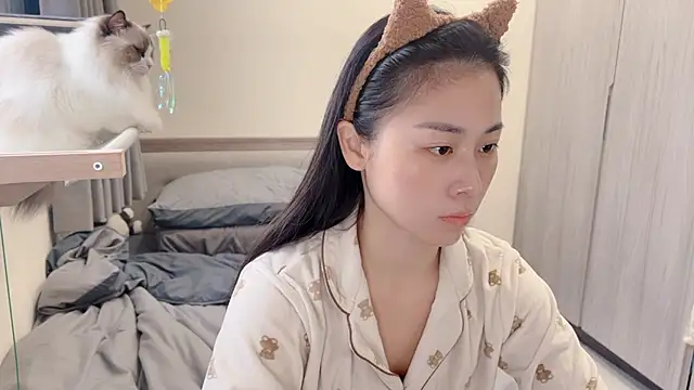 Snapshot of BabyOneDaily chatting on 02.02.26 BabyOneDaily online show from 02.02.26