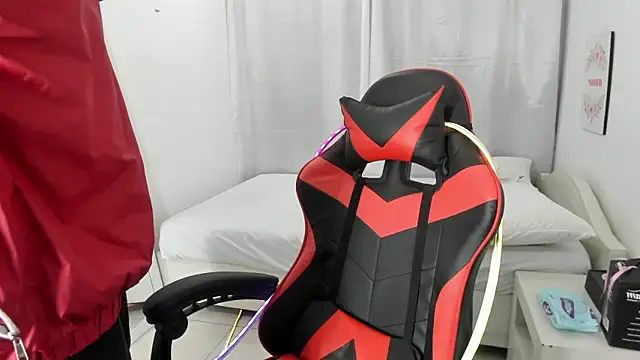 julian xx online show from 03.13.26