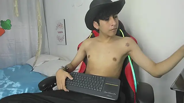 julian xx online show from 04.04.26