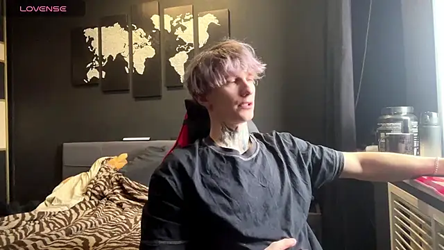 Snapshot of Mastur_Bister chatting on 01.13.26 Mastur Bister online show from 01.13.26