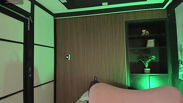 Snapshot of ThaliaBrookss_ chatting on 02.11.26 ThaliaBrookss online show from 02.11.26