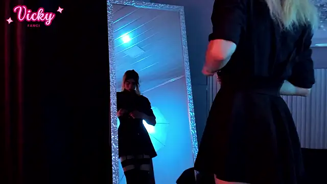 Snapshot of vicky_fant4sy chatting on 02.02.26 vicky fant4sy online show from 02.02.26