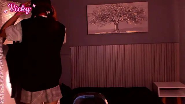 Snapshot of vicky_fant4sy chatting on 02.13.26 vicky fant4sy online show from 02.13.26