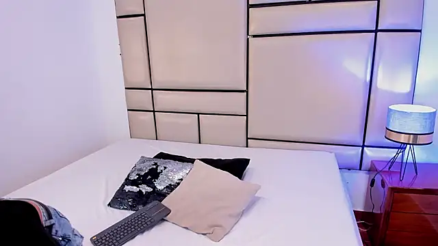 alejandra loppez online show from 02.02.26