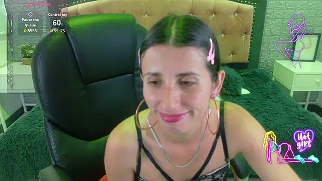 Snapshot of Nicolleth_tk chatting on 02.14.26 Nicolleth tk online show from 02.14.26