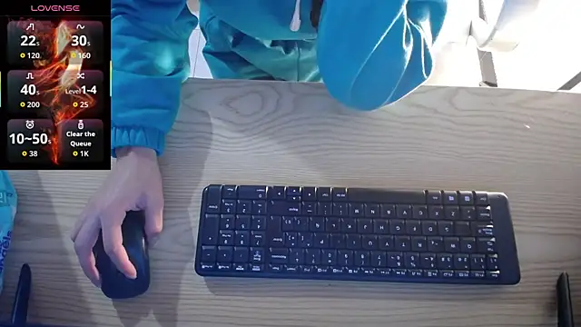 Nicolleth tk online show from 03.06.26