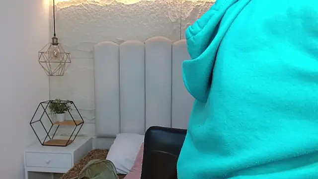 Nicolleth tk online show from 03.19.26