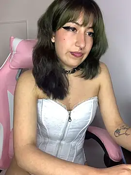 SweetMilly online show from 02.03.26