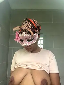 Snapshot of Creamy_bitchxxx chatting on 01.09.26 Creamy bitchxxx online show from 01.09.26