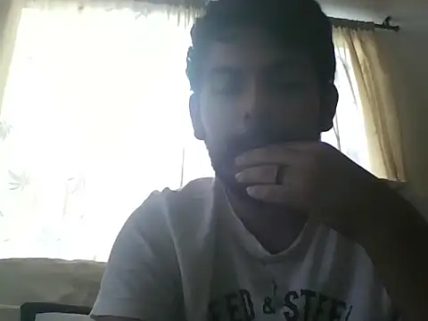 Snapshot of Mateotubbe chatting on 05.28.26 Mateotubbe online show from 05.28.26