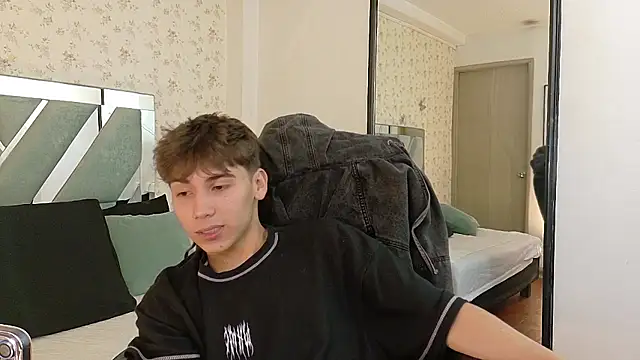 Snapshot of Liam_Noxx chatting on 01.13.26 Liam Noxx online show from 01.13.26