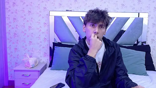 Snapshot of Liam_Noxx chatting on 02.18.26 Liam Noxx online show from 02.18.26