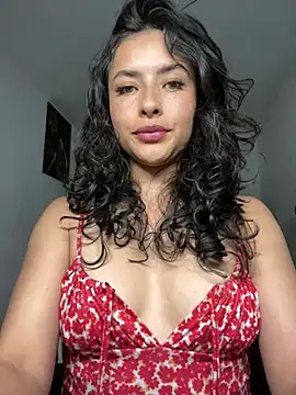 auroramooon online show from 02.28.26