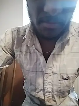 SEXYBOYCALLME online show from 05.20.26