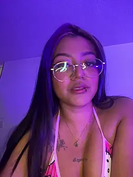 queen of you heart online show from 04.02.26