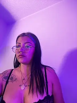 queen of you heart online show from 04.06.26