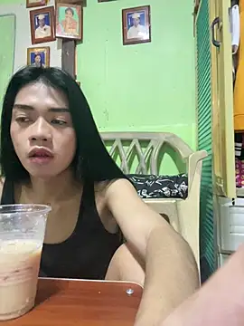 EnviousMaddie online show from 04.11.26