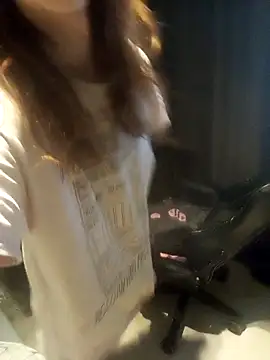 Snapshot of iceseeker2 chatting on 02.03.26 iceseeker2 online show from 02.03.26