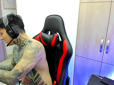 Chrissblack online show from 01.06.26