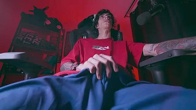 Olliver   y online show from 04.12.26