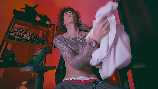 Olliver   y online show from 04.15.26