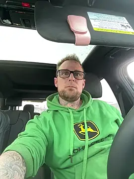 WIDBIGWHITECOCK online show from 03.05.26