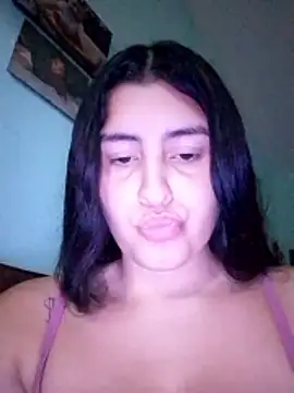 Snapshot of Tiffany06 chatting on 02.26.26 Tiffany06 online show from 02.26.26