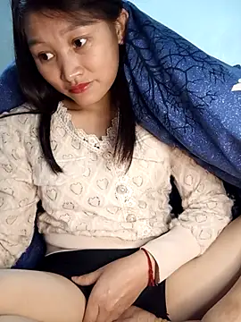 yumyum112 online show from 02.17.26