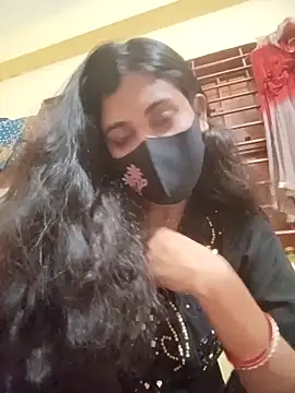 Snapshot of queenneha69 chatting on 05.22.26 queenneha69 online show from 05.22.26