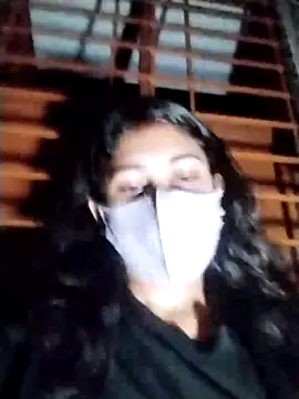 Snapshot of queenneha69 chatting on 06.15.26 queenneha69 online show from 06.15.26