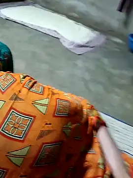 Hot hiuj online show from 04.23.26