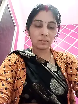 Snapshot of Hot_ree85 chatting on 02.16.26 Hot ree85 online show from 02.16.26