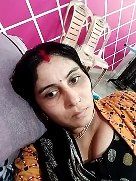 Snapshot of Hot_ree85 chatting on 02.23.26 Hot ree85 online show from 02.23.26