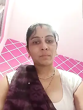 Snapshot of Hot_ree85 chatting on 03.02.26 Hot ree85 online show from 03.02.26