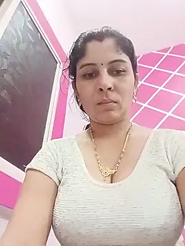 Hot ree85 online show from 06.05.26