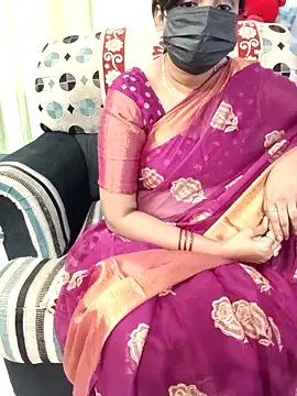 Tinarosy13 online show from 02.20.26