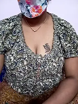 Snapshot of Ammu14399 chatting on 05.08.26 Ammu14399 online show from 05.08.26