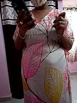 Snapshot of Ammu14399 chatting on 05.13.26 Ammu14399 online show from 05.13.26