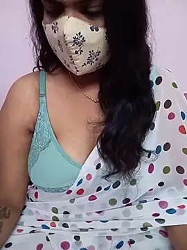 Snapshot of Ammu14399 chatting on 05.27.26 Ammu14399 online show from 05.27.26