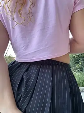 joanaguerreiru online show from 04.25.26